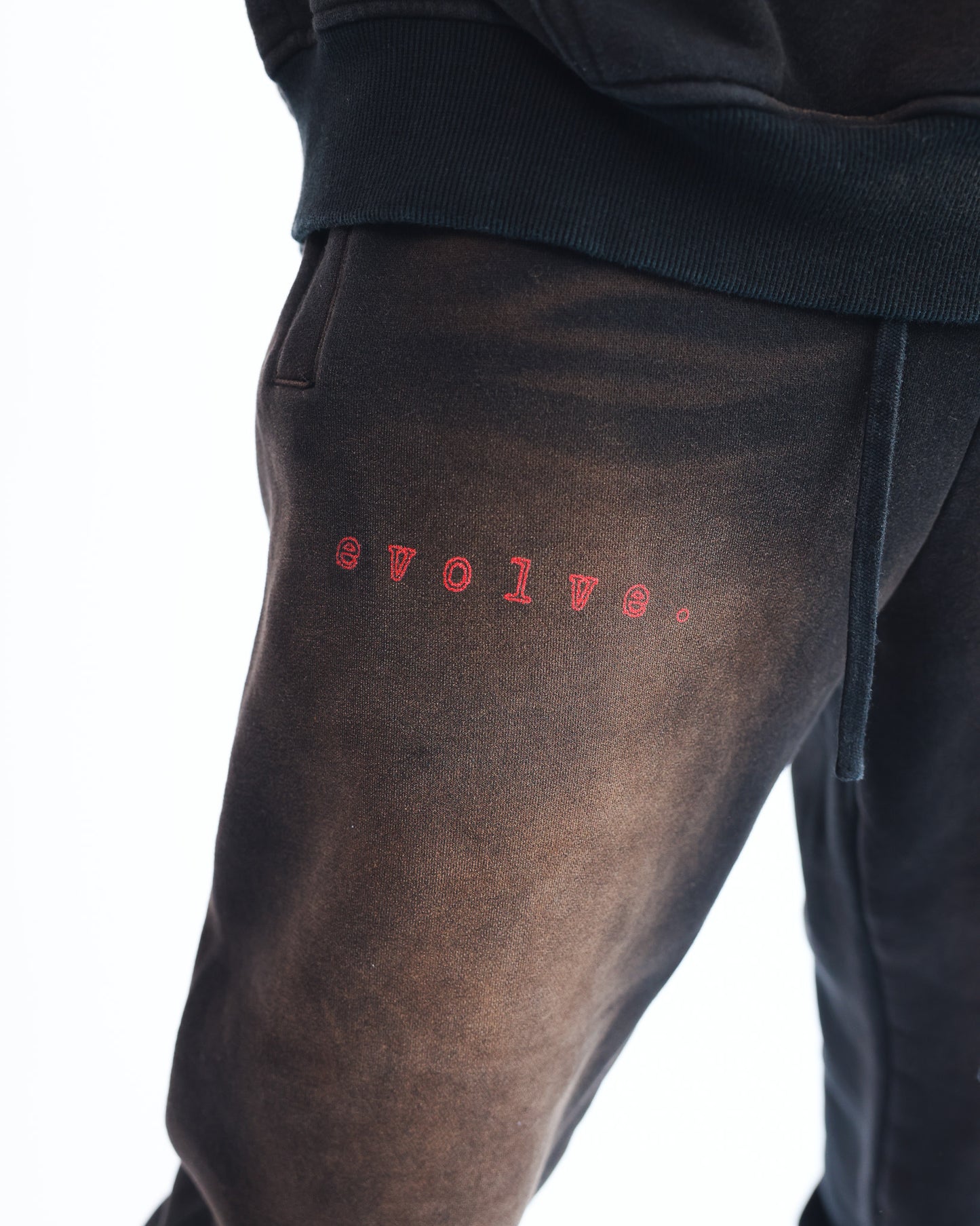 EVOLVER JOGGERS (BLACK)