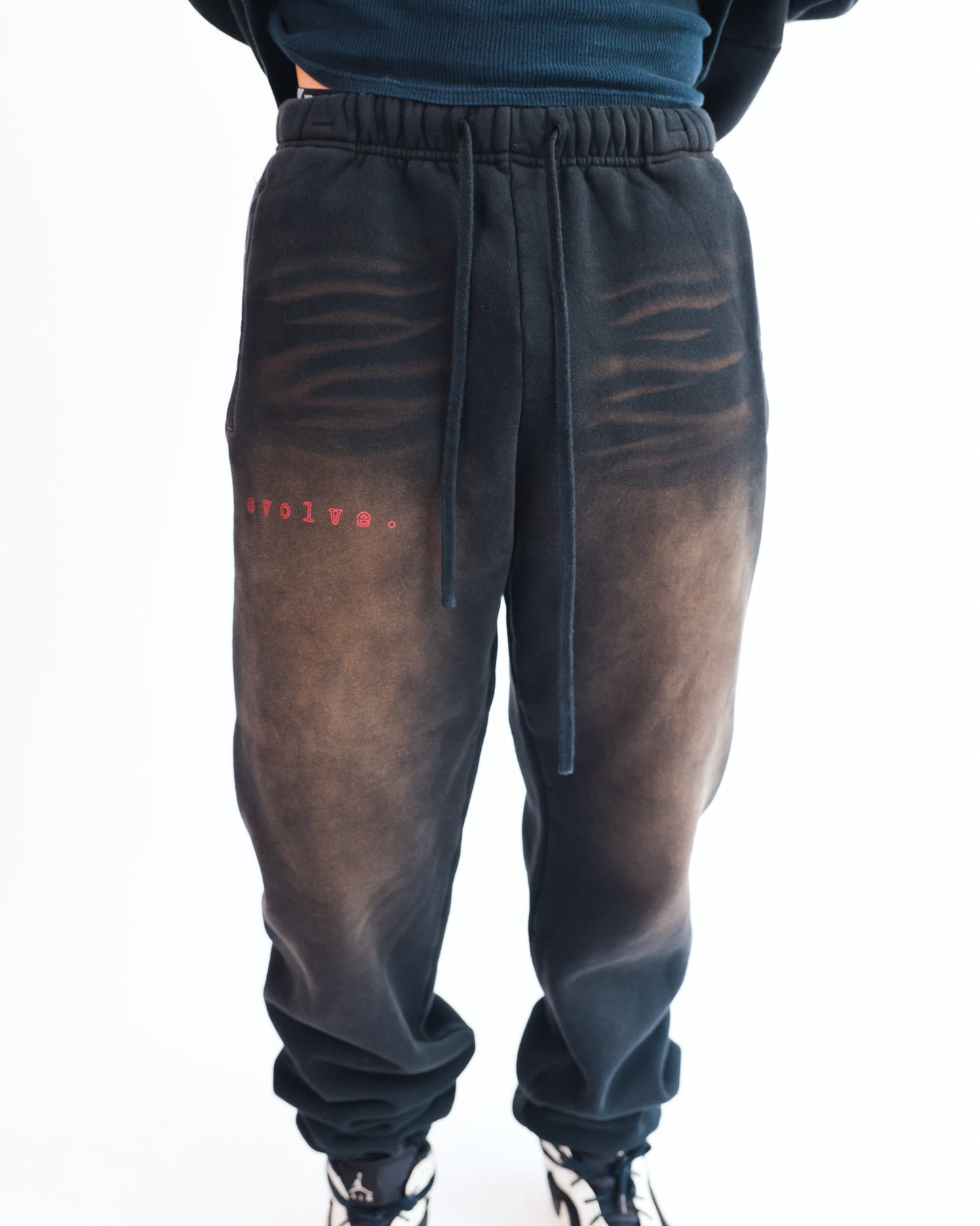 EVOLVER JOGGERS (BLACK)